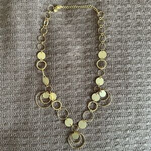3 / 20$ Chic Gold Circle Necklace
